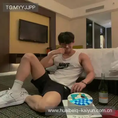 缪念泳
